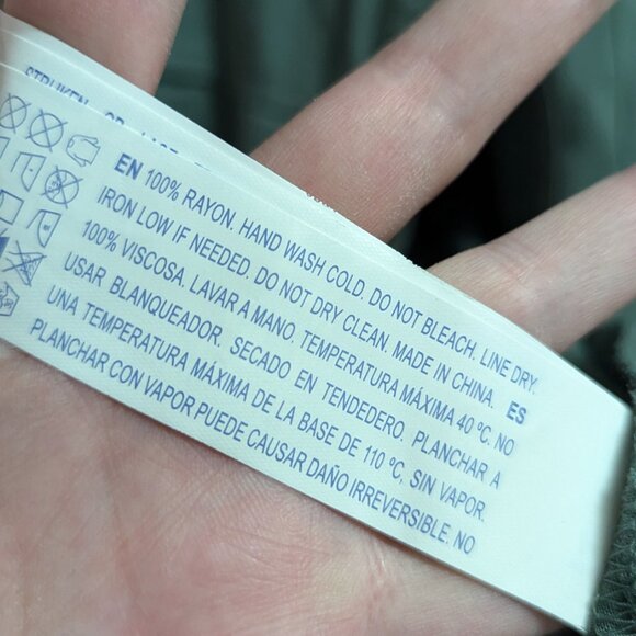 Short jumpsuit in sage green F21 size m - Picture 4 of 5